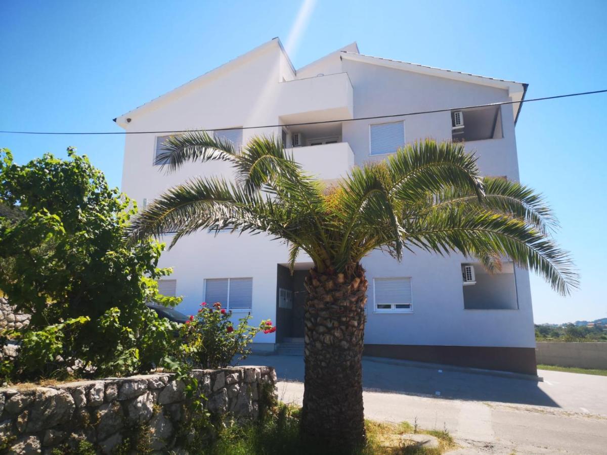 Navis Apartment Supetarska Draga Exterior photo