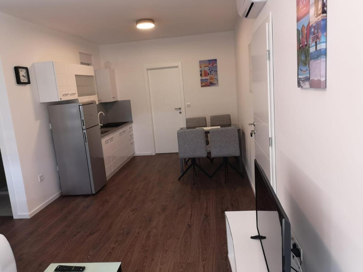 Navis Apartment Supetarska Draga Exterior photo