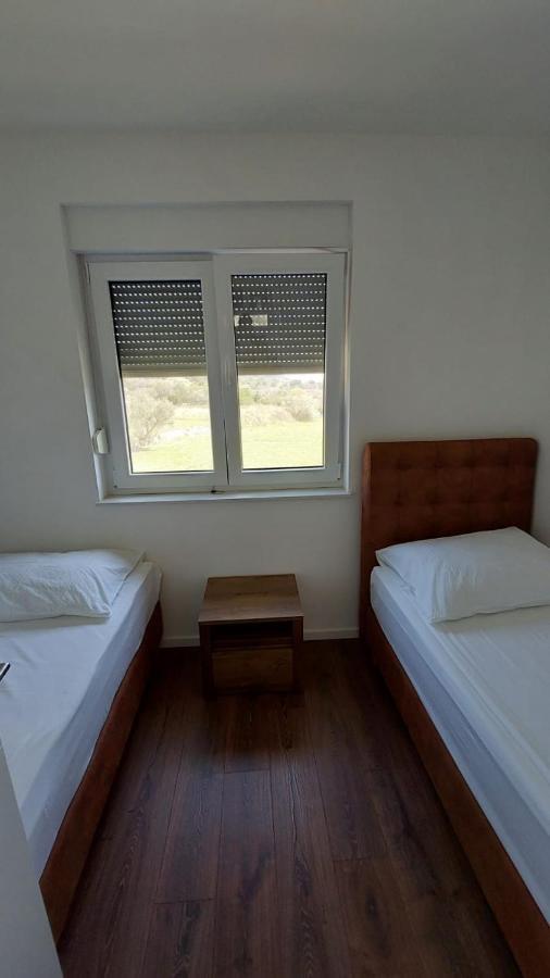 Navis Apartment Supetarska Draga Exterior photo
