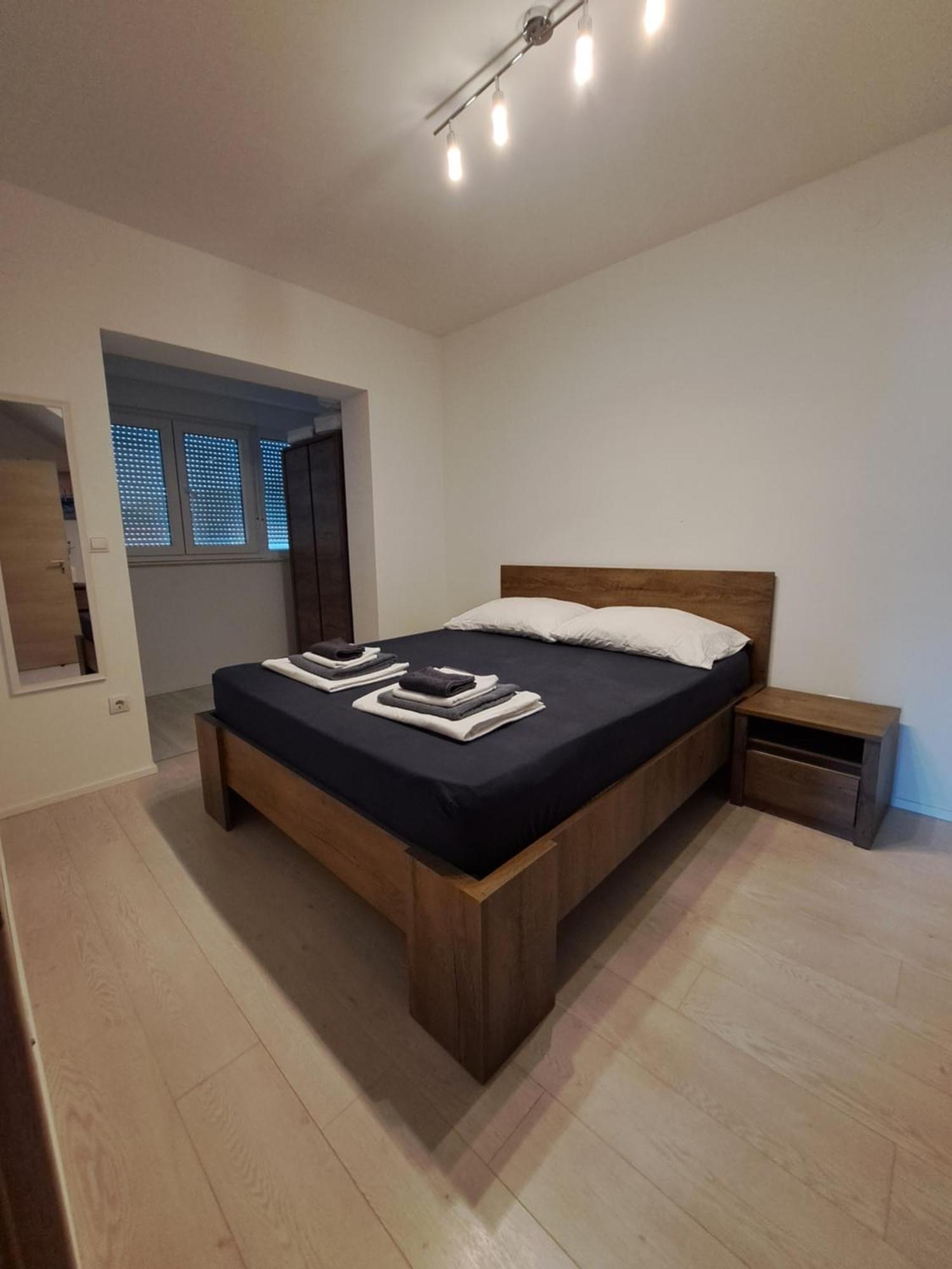 Navis Apartment Supetarska Draga Exterior photo