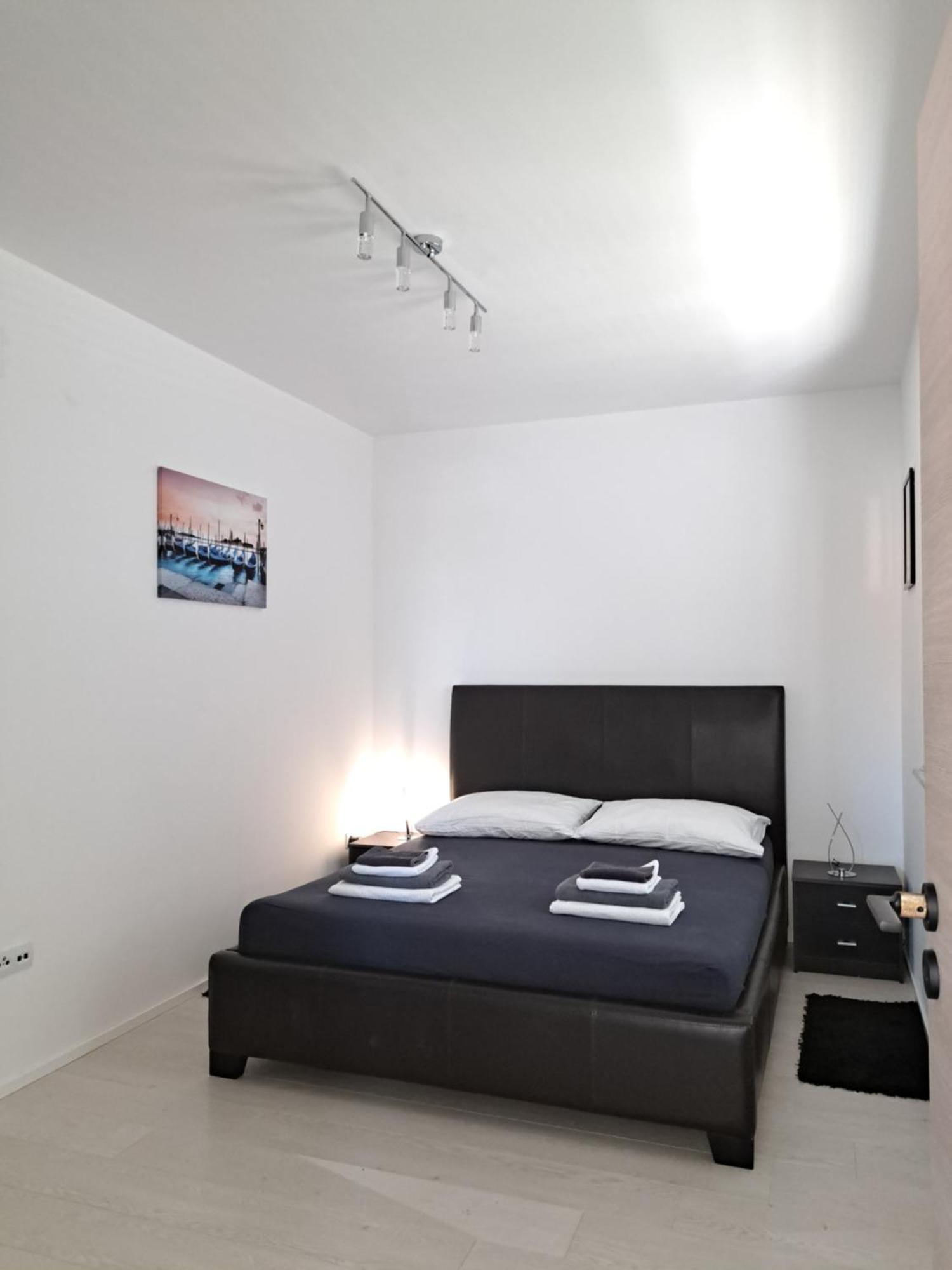 Navis Apartment Supetarska Draga Exterior photo