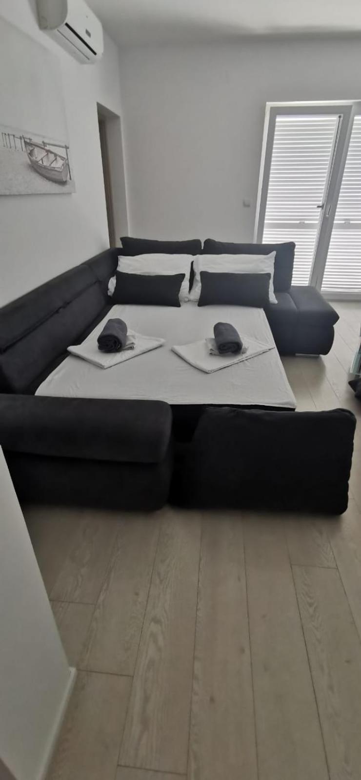 Navis Apartment Supetarska Draga Exterior photo